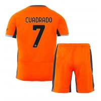 Dječji Nogometni Dres Inter Milan Juan Cuadrado #7 Rezervni 2023-24 Kratak Rukav (+ Kratke hlače)